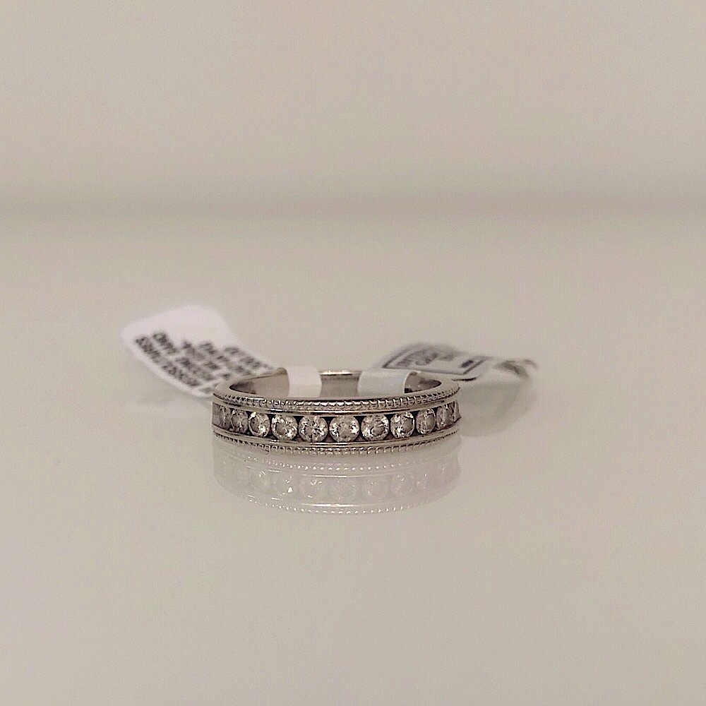 Diamond wedding band 1/2 CTTW - More than 50% off!